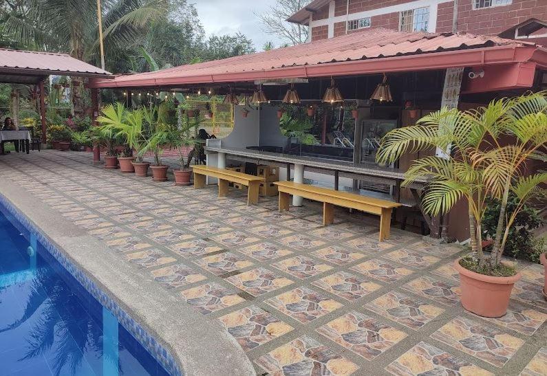 Sun Place Hosteria Las Tunas Екстериор снимка