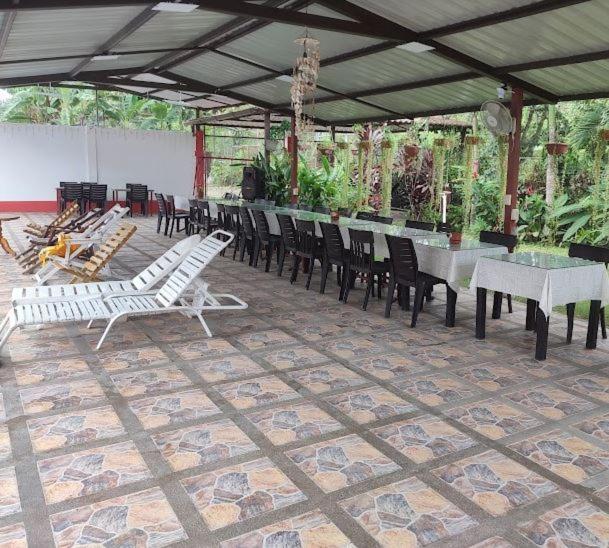 Sun Place Hosteria Las Tunas Екстериор снимка