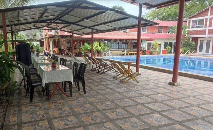 Sun Place Hosteria Las Tunas Екстериор снимка