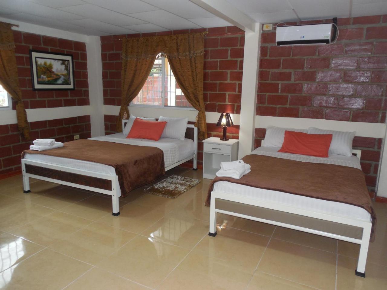 Sun Place Hosteria Las Tunas Екстериор снимка