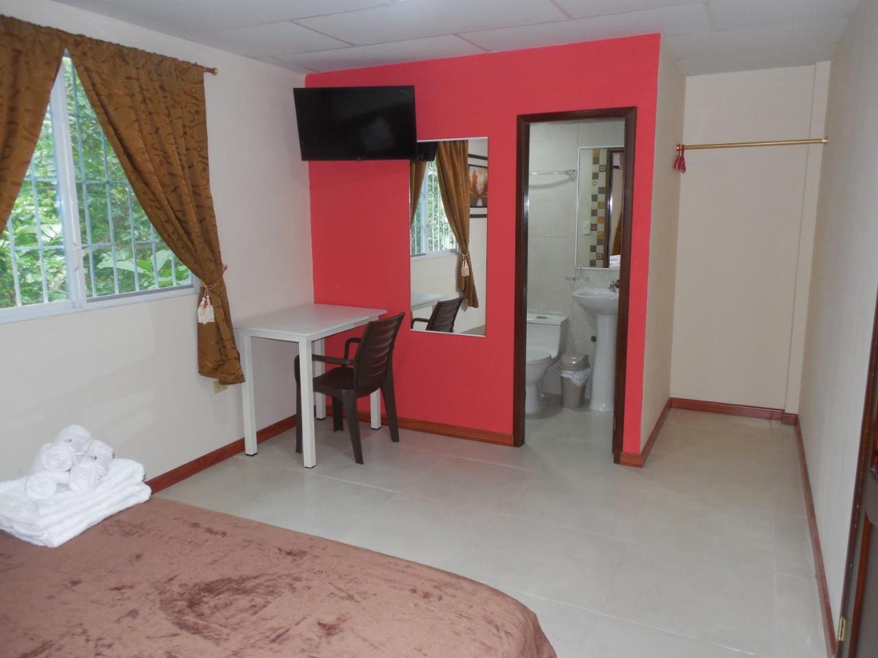 Sun Place Hosteria Las Tunas Екстериор снимка