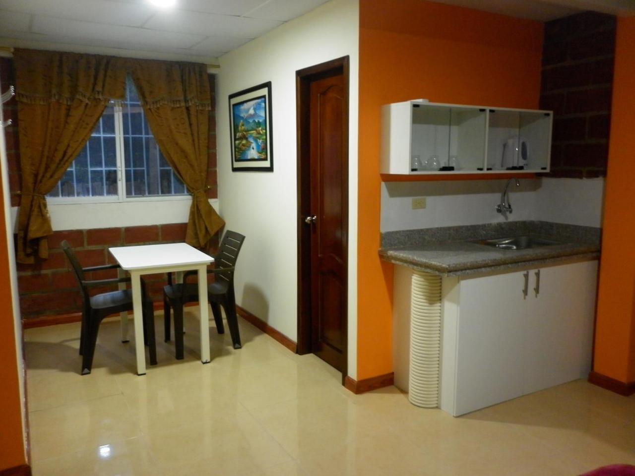 Sun Place Hosteria Las Tunas Екстериор снимка