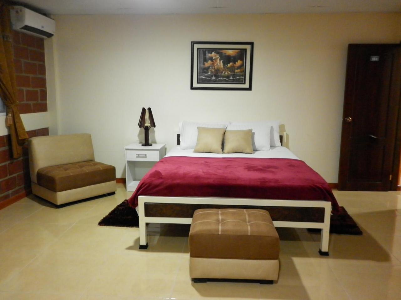 Sun Place Hosteria Las Tunas Екстериор снимка