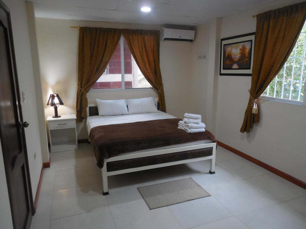 Sun Place Hosteria Las Tunas Екстериор снимка