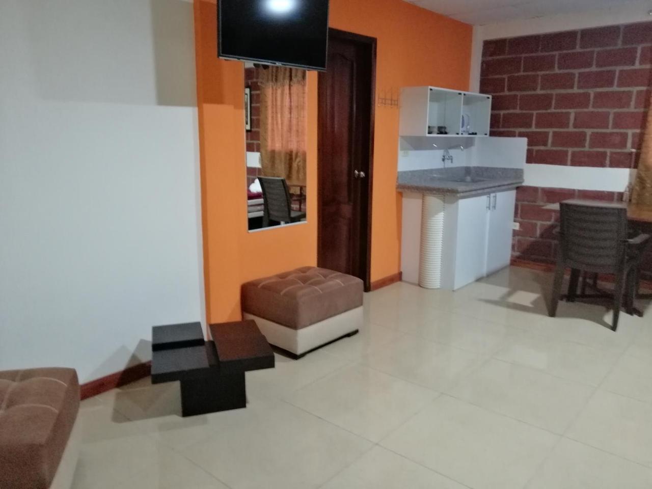 Sun Place Hosteria Las Tunas Екстериор снимка