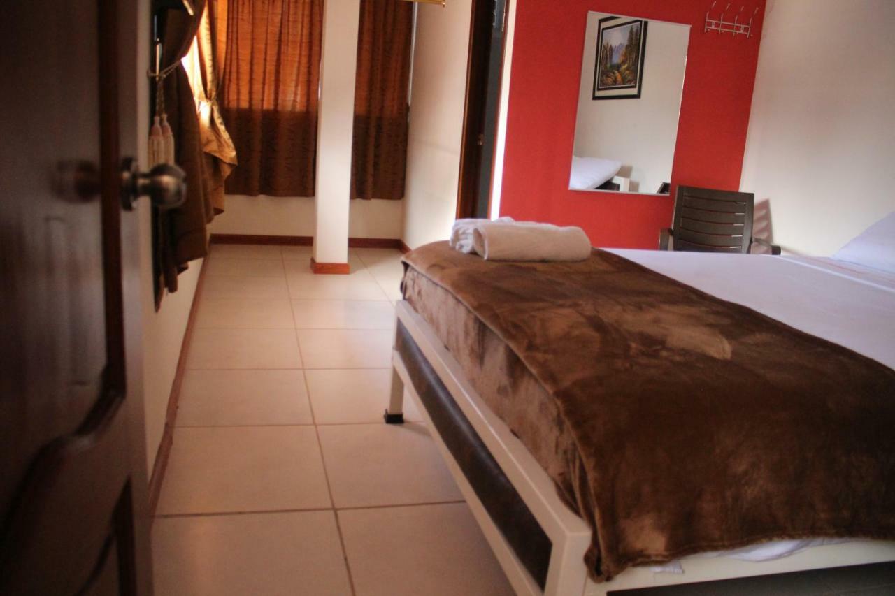 Sun Place Hosteria Las Tunas Екстериор снимка