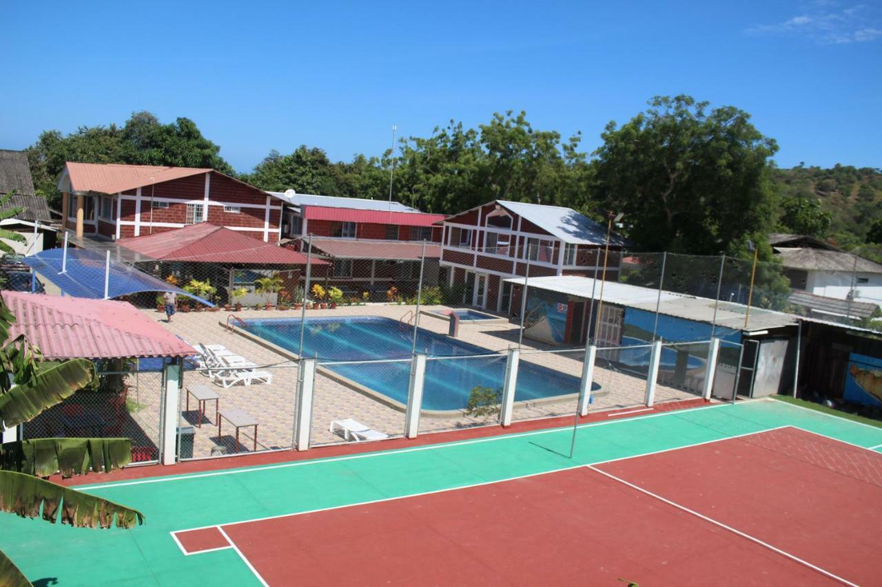 Sun Place Hosteria Las Tunas Екстериор снимка